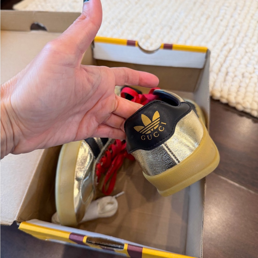 Gucci Gold and Black Sneakers with Red Accents - Picture 5 of 6